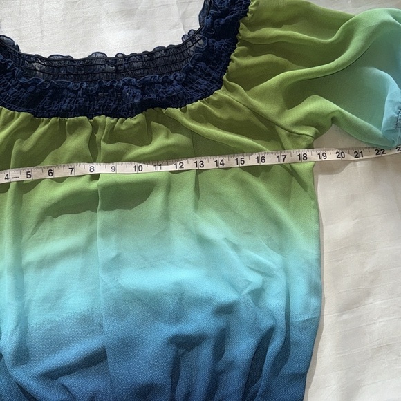 Smocked Trim Ombré Off Shoulder Top Gradient Green Blue Ruffled 3/4 Sleeve Sz M - Picture 7 of 9
